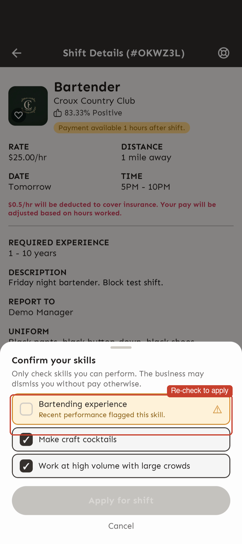 Lista de verificación Confirm your skills mostrando una habilidad señalada con el mensaje Recent performance flagged this skill y su casilla sin marcar