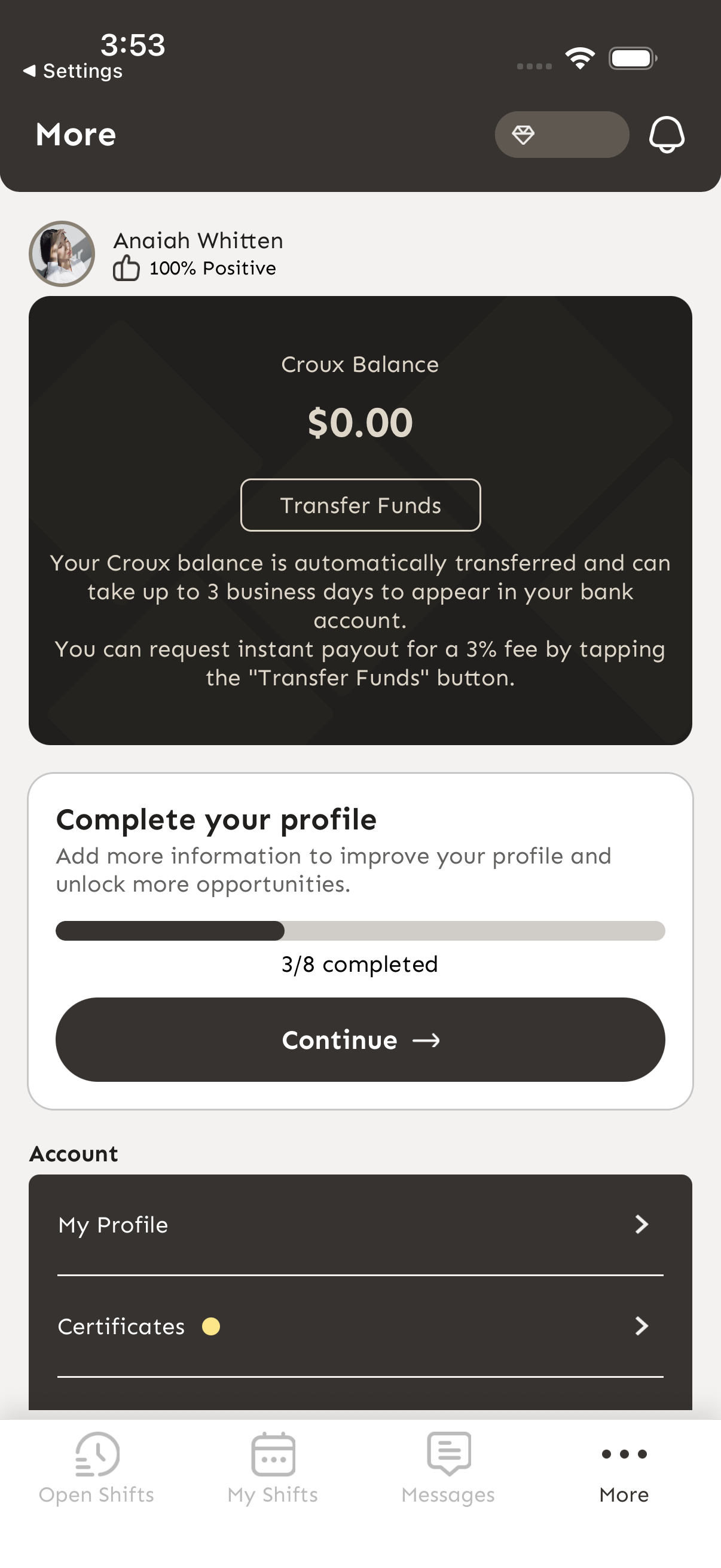 Menú More del talento mostrando Croux Balance, el progreso del perfil y las opciones de la cuenta